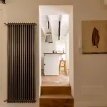 Elegance And Charm In Splendid Via Giulia Appartement *