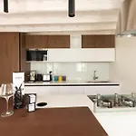 Elegance And Charm In Splendid Via Giulia Appartement Rome