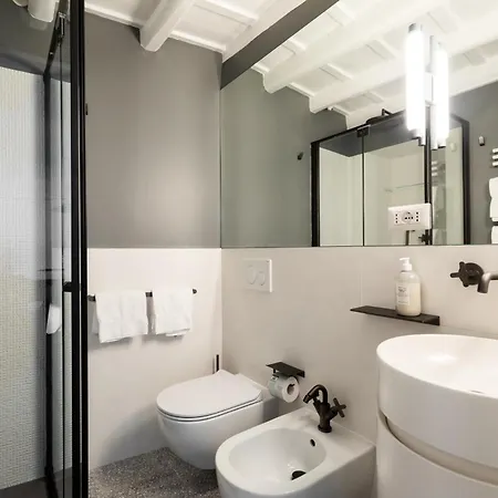 Апартаменты Elegance And Charm In Splendid Via Giulia